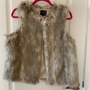 Limited faux fur vest